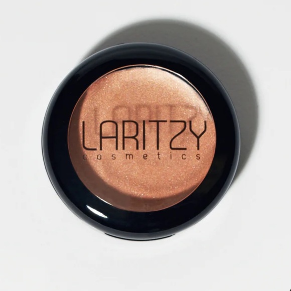🖤🆕🖤 Laritzy Cream Highlighter in Virtue - Picture 1 of 6